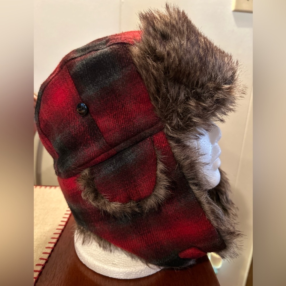 Swiss Tech faux fur trapper hat - Picture 4 of 4